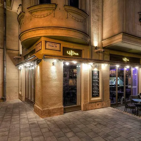 Apartment Pure Elegance For Real Treasure Seekers Budapest